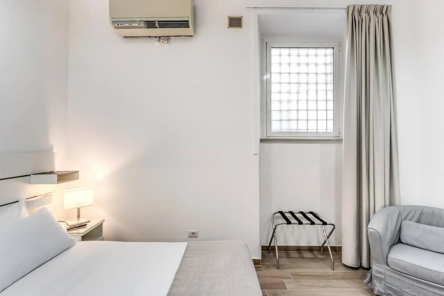 New Flat In Front Stpeter Square Apartment Rome 0*,